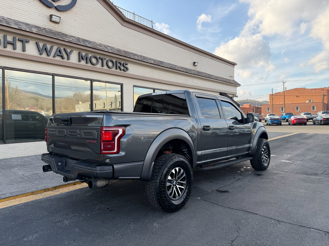 Used 2020 Ford F150 Raptor w/ Equipment Group 801A Mid image 3