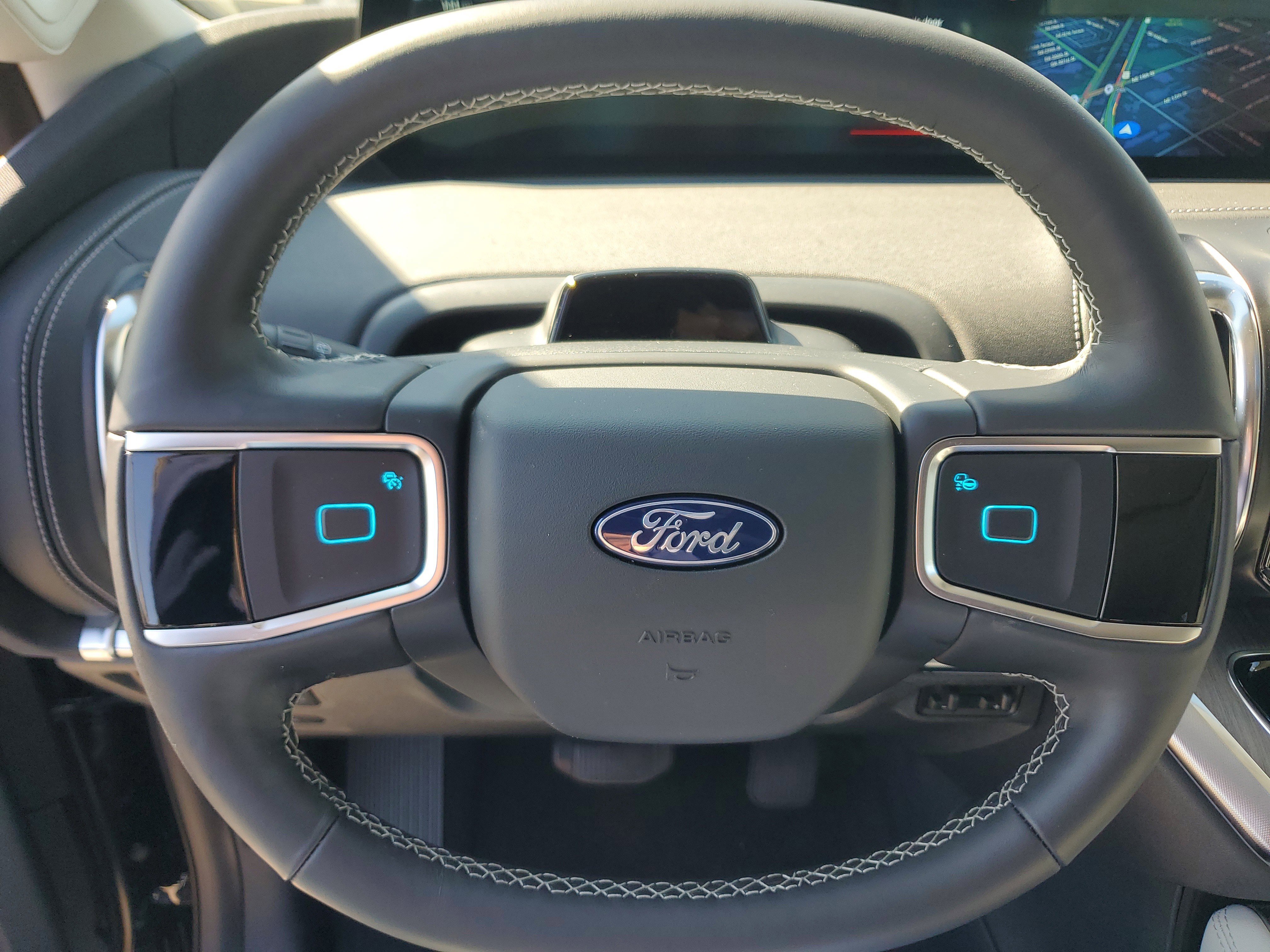 New 2026 Ford Expedition Max Platinum image 17