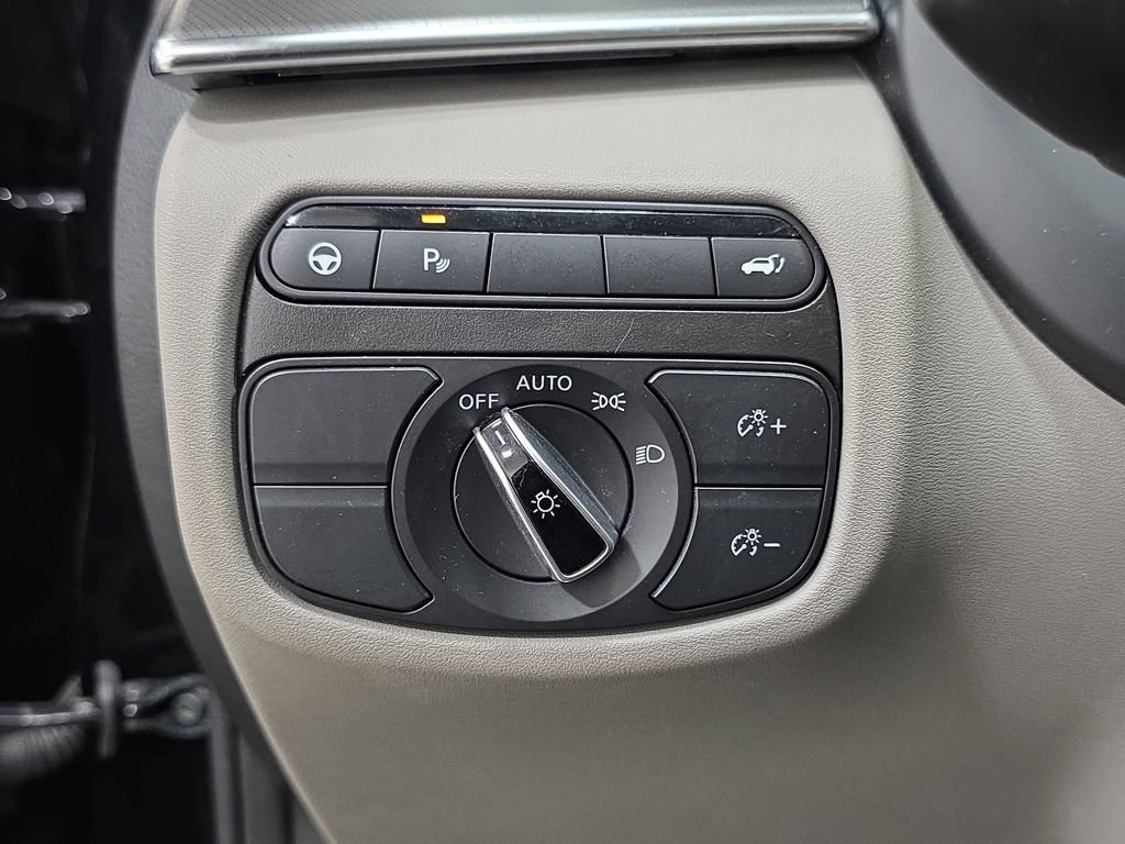 Certified 2023 INFINITI QX50 Luxe AWD/4WD image 23