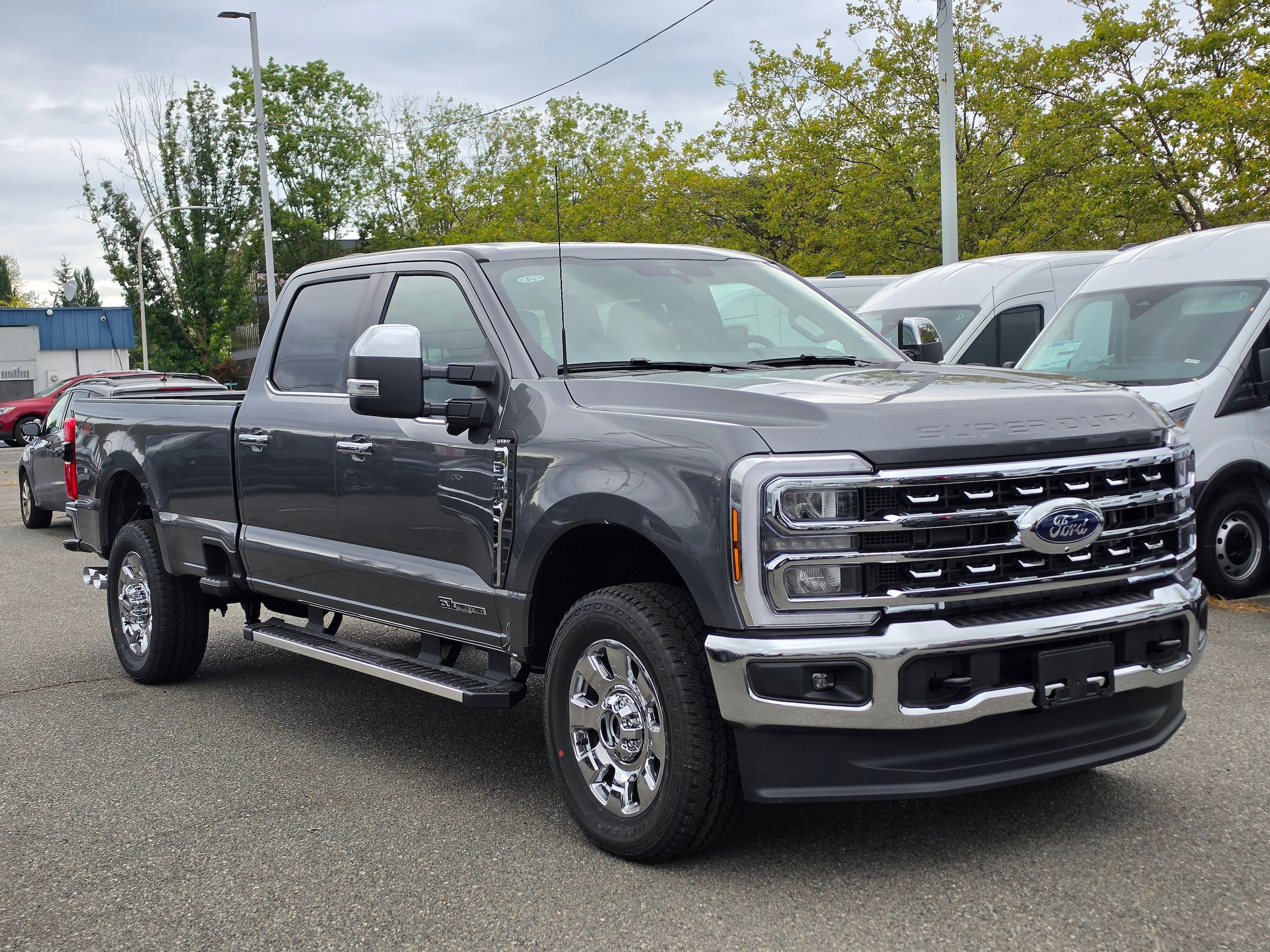 New 2026 Ford F350 Lariat w/ Chrome Package AWD/4WD image 3