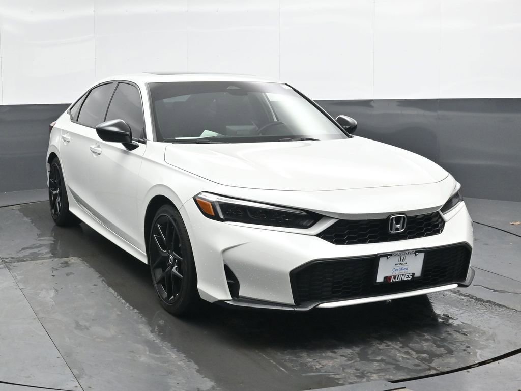 Used 2025 Honda Civic Sport image 4