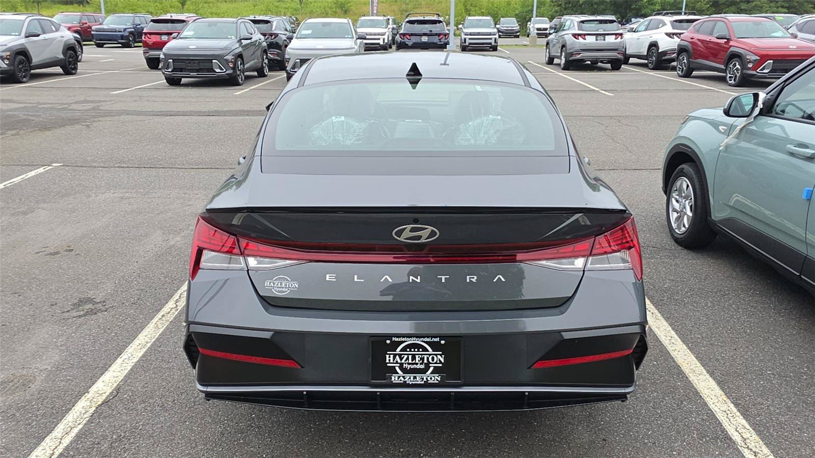 New 2026 Hyundai Elantra SEL Sport Premium FWD image 6