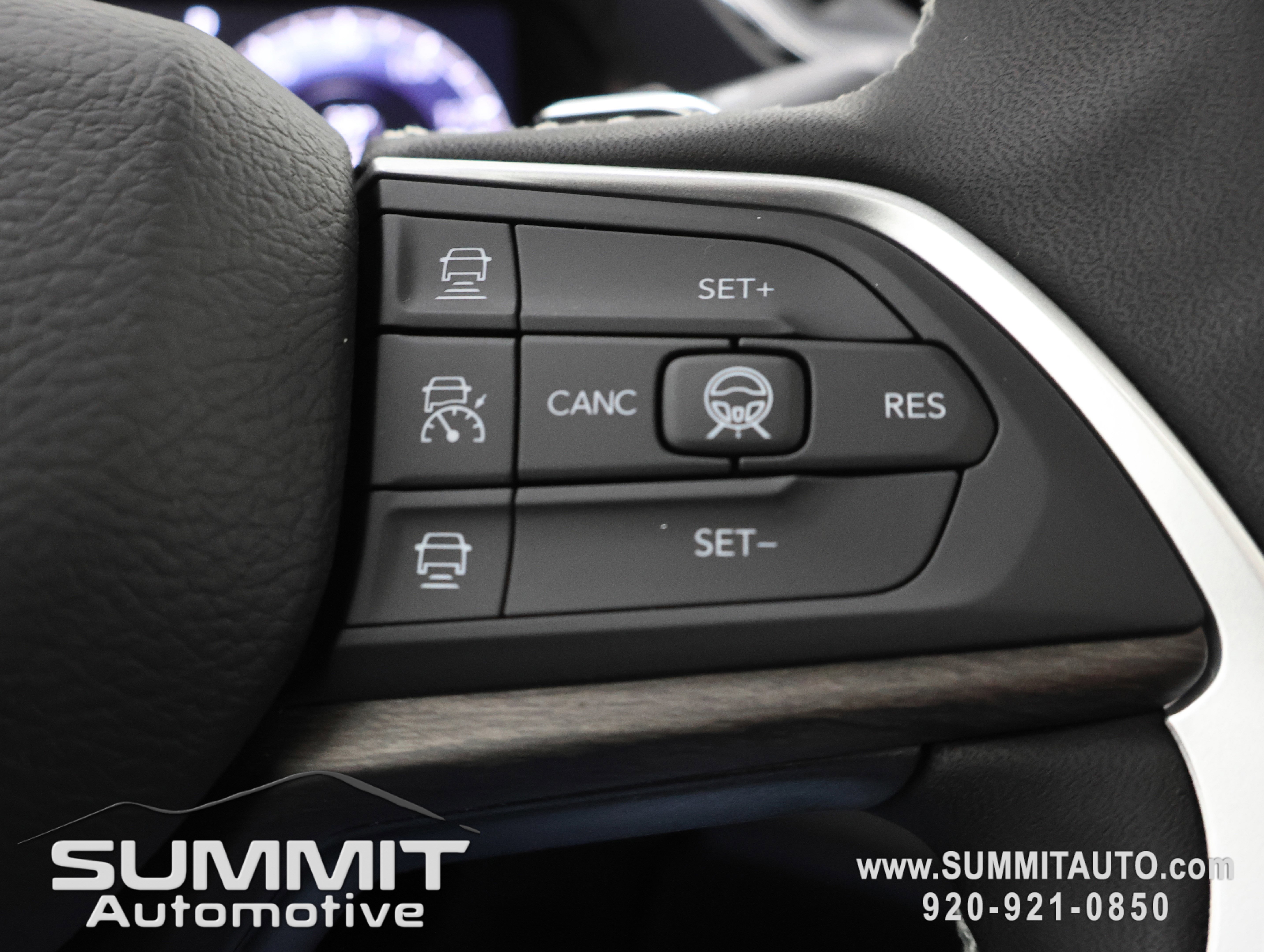 New 2026 Jeep Grand Cherokee Altitude AWD/4WD image 15