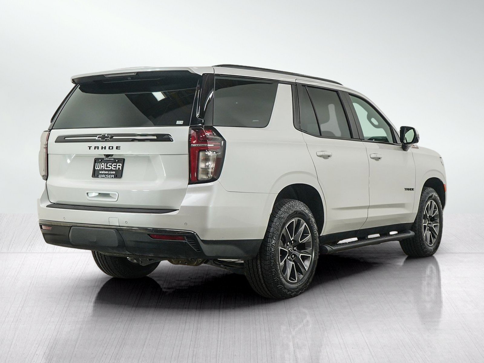 Used 2021 Chevrolet Tahoe Z71 w/ Z71 Signature Package AWD/4WD image 5