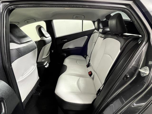 Used 2020 Toyota Prius XLE w/ Advanced Technology Package image 9