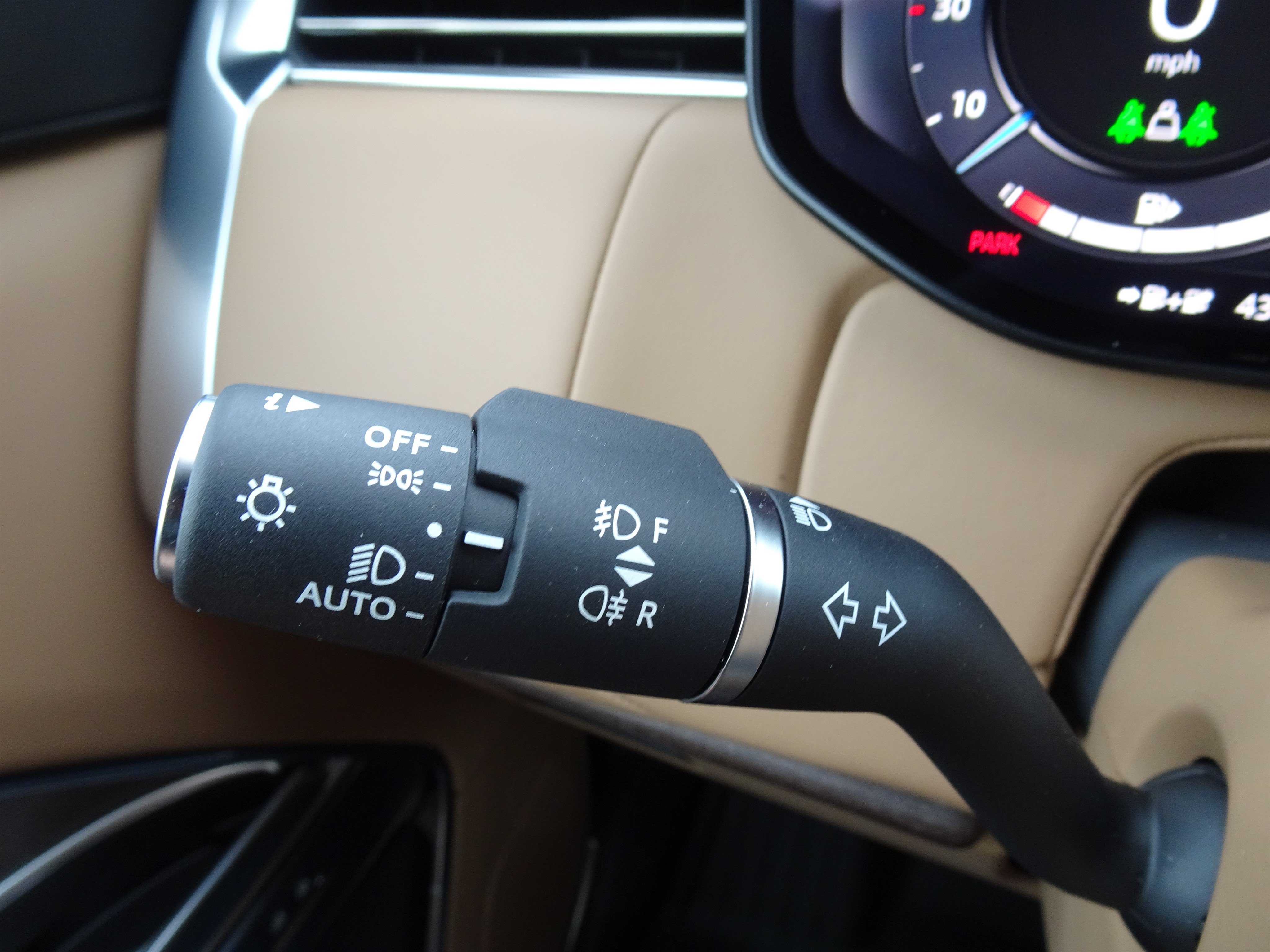 New 2026 Land Rover Range Rover SE AWD/4WD image 27