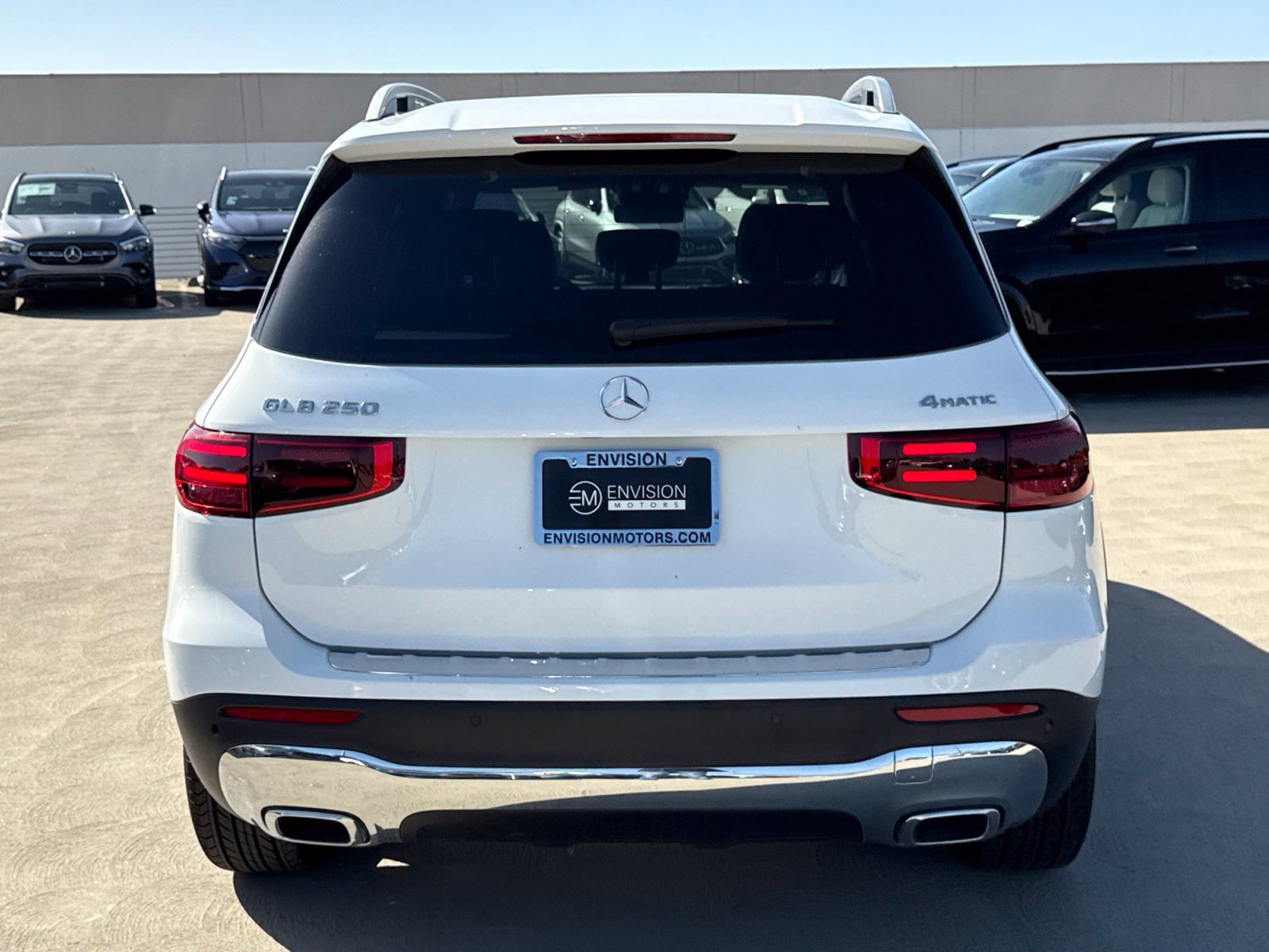 New 2026 Mercedes-Benz GLB 250 4MATIC image 9