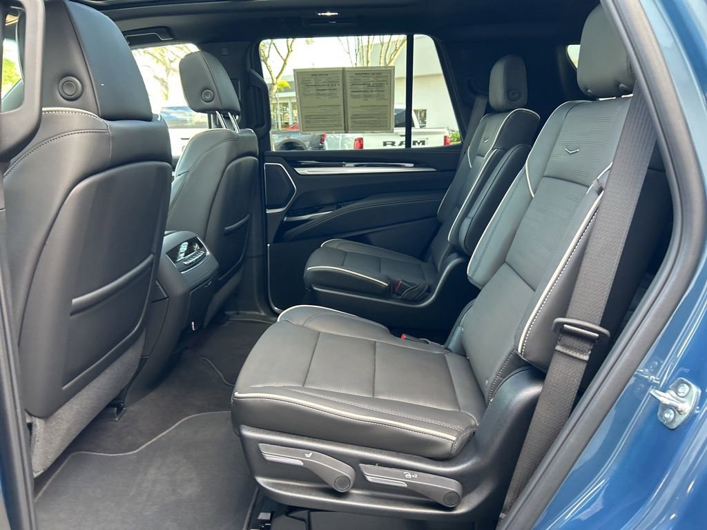 Used 2026 Cadillac Escalade Sport image 44