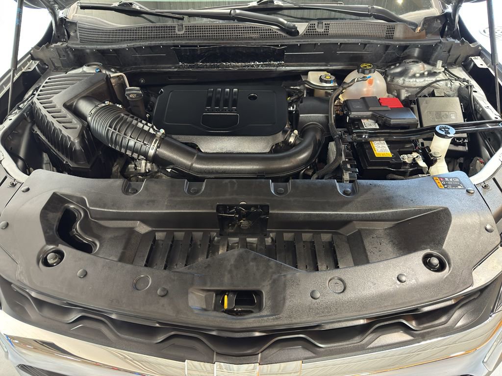 Used 2025 Chevrolet Blazer LT image 36