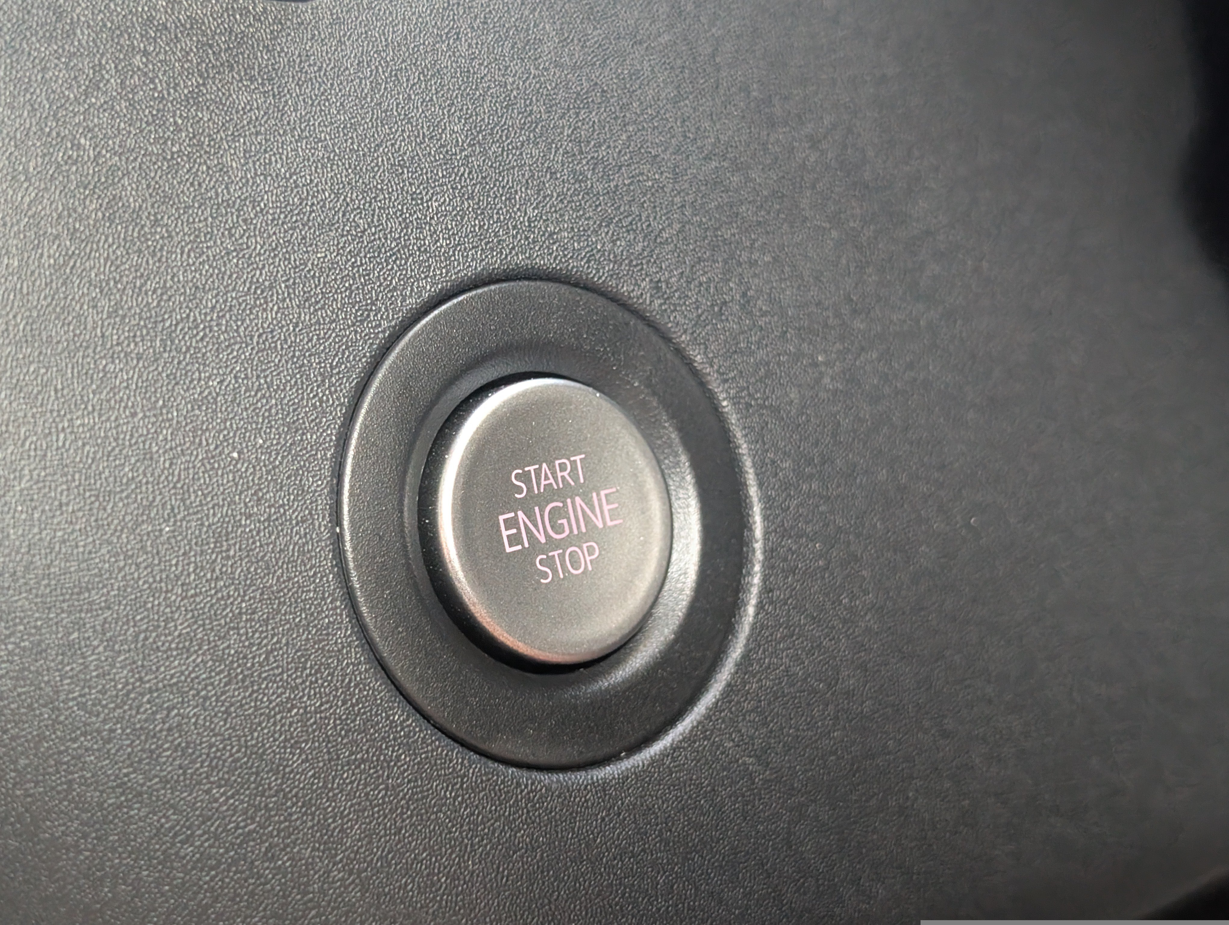 Used 2025 Volkswagen ID. Buzz Pro S Plus RWD image 25