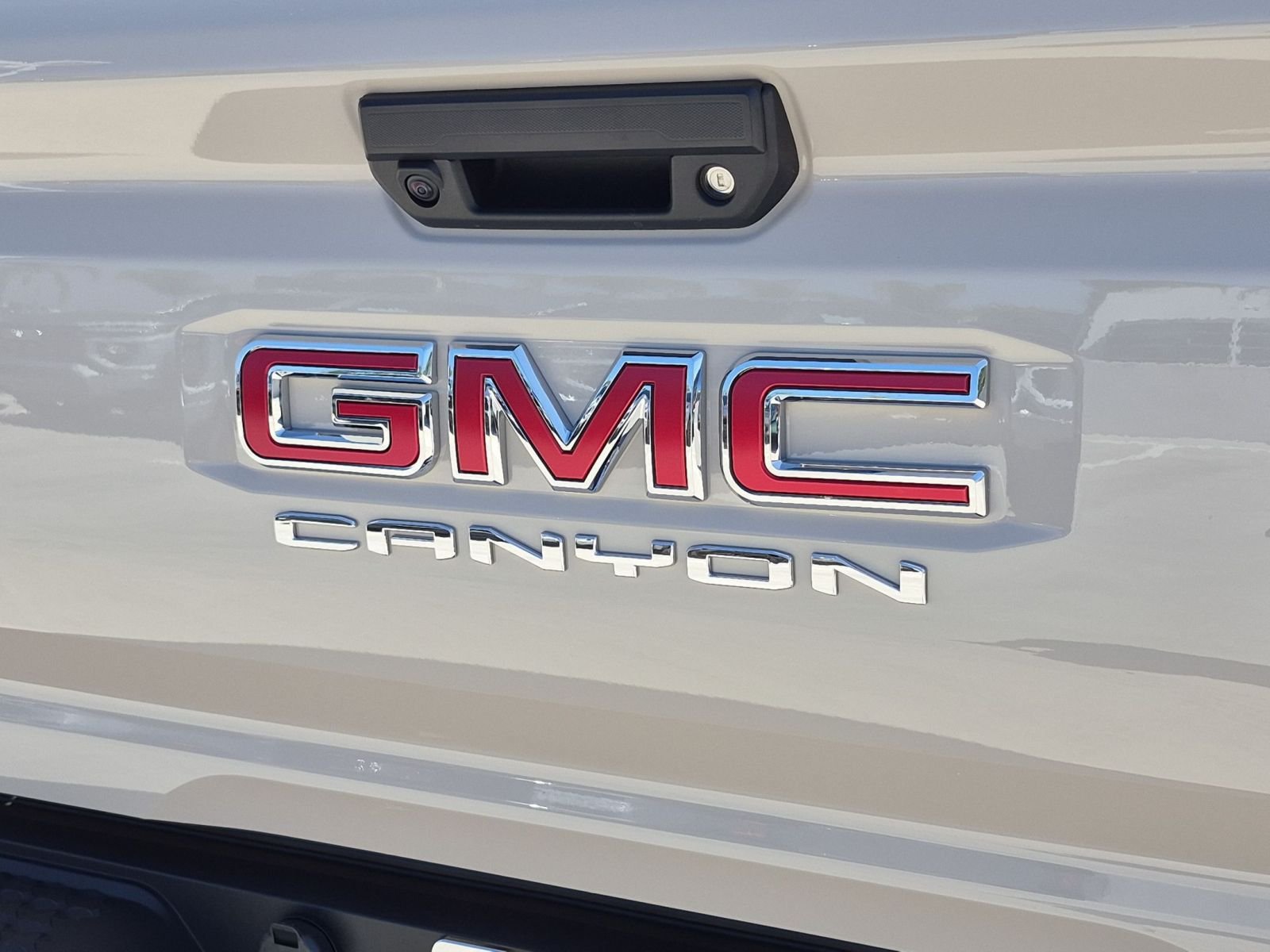 New 2026 GMC Canyon AT4 AWD/4WD image 30