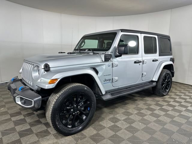 Used 2023 Jeep Wrangler Unlimited Sahara w/ Cold Weather Group image 7