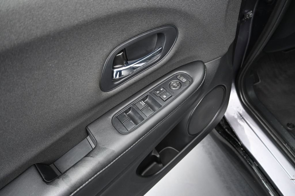 Certified 2022 Honda HR-V Sport image 15