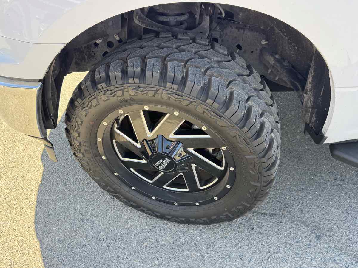 Used 2018 Ford F150 XLT w/ Equipment Group 302A Luxury RWD image 35