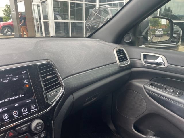 Used 2020 Jeep Grand Cherokee Laredo w/ Laredo X Package RWD image 21