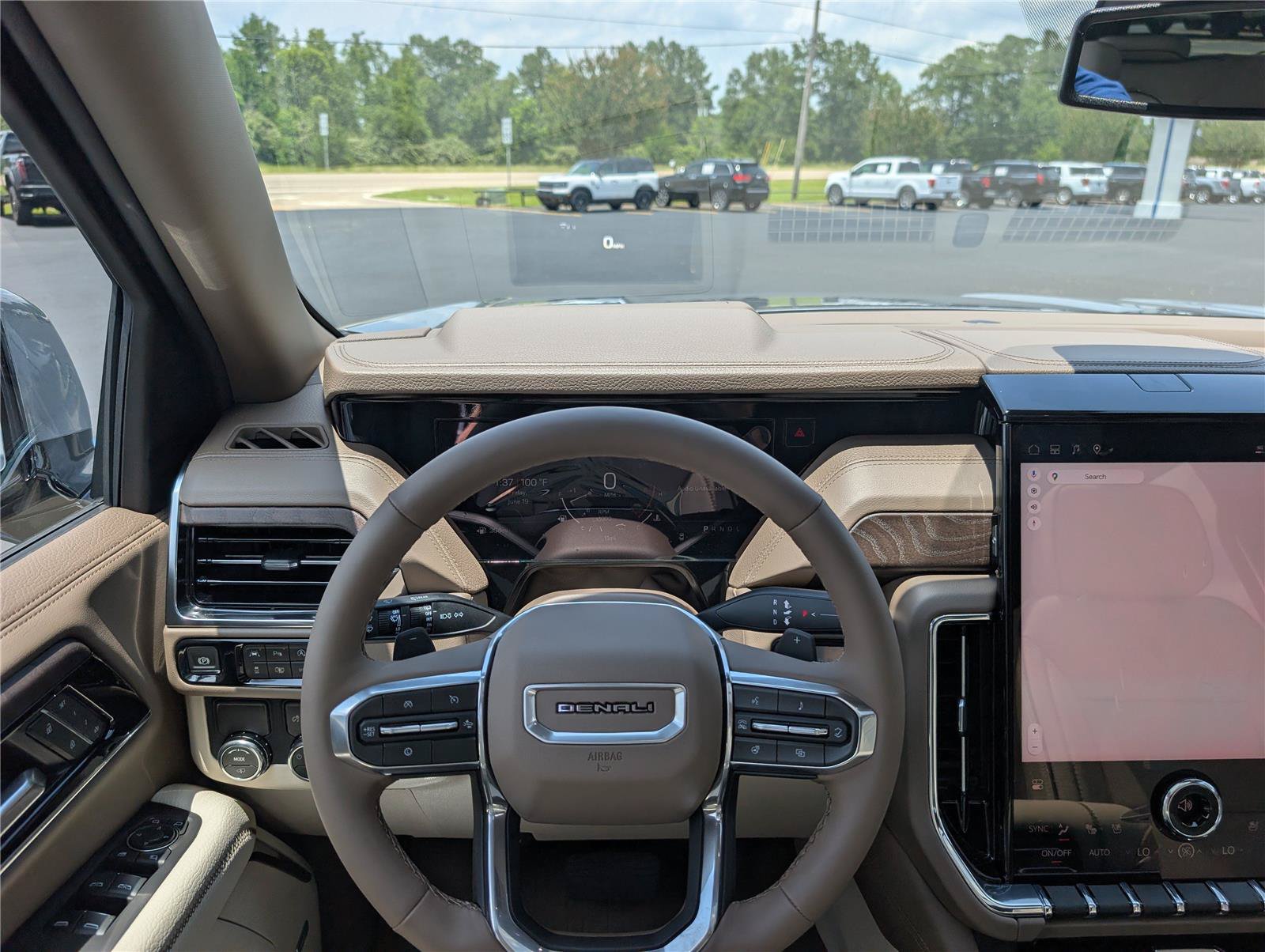 New 2026 GMC Yukon Denali w/ Sun & Power Step Package RWD image 23