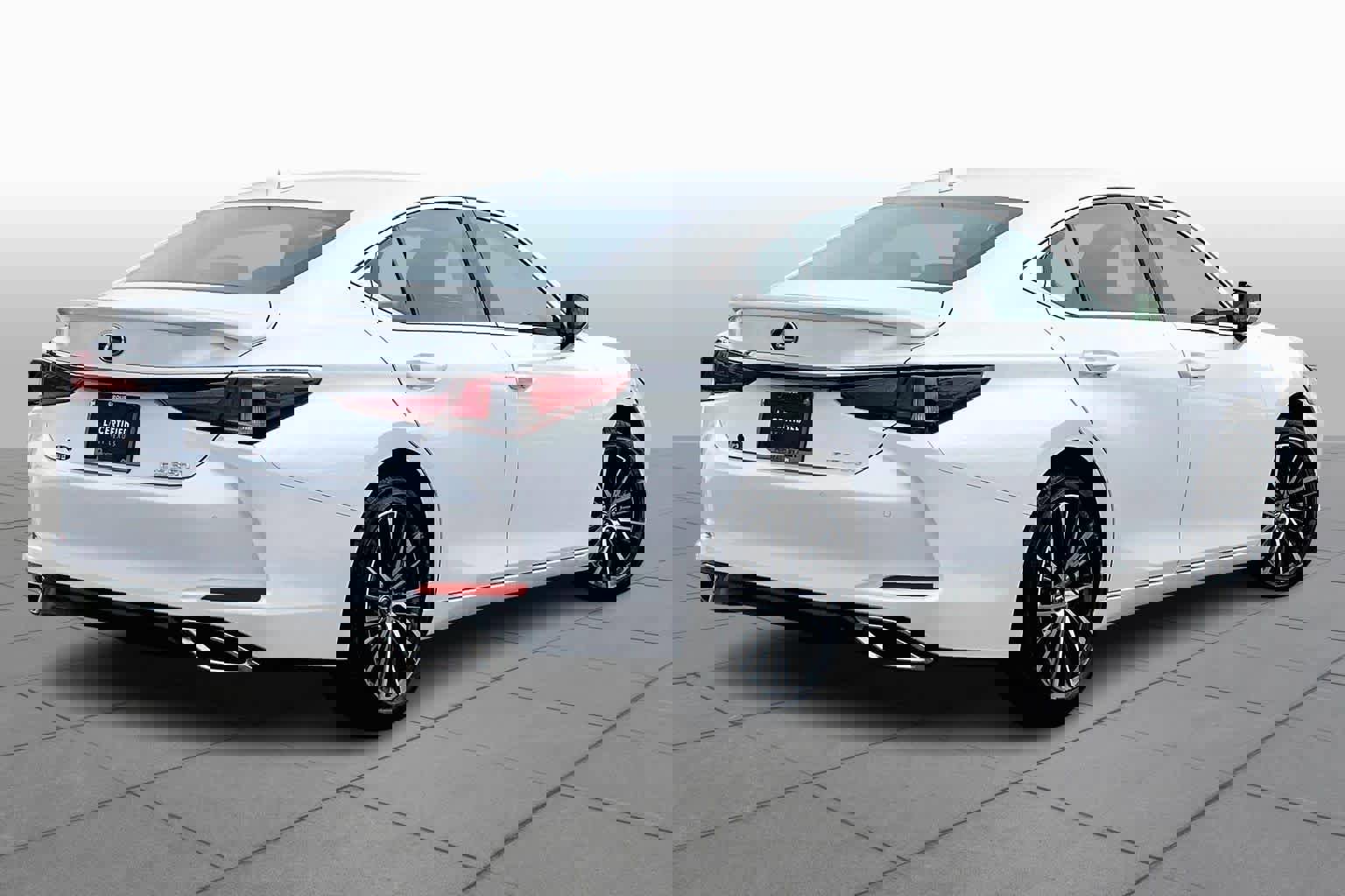 Certified 2025 Lexus ES 350 w/ Premium Package image 13