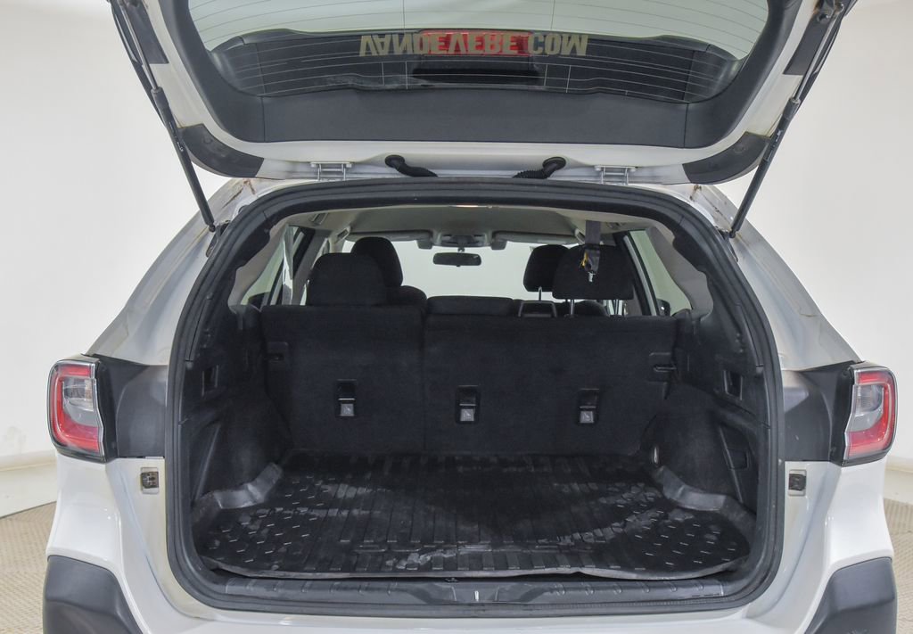 Used 2021 Subaru Outback Premium image 13