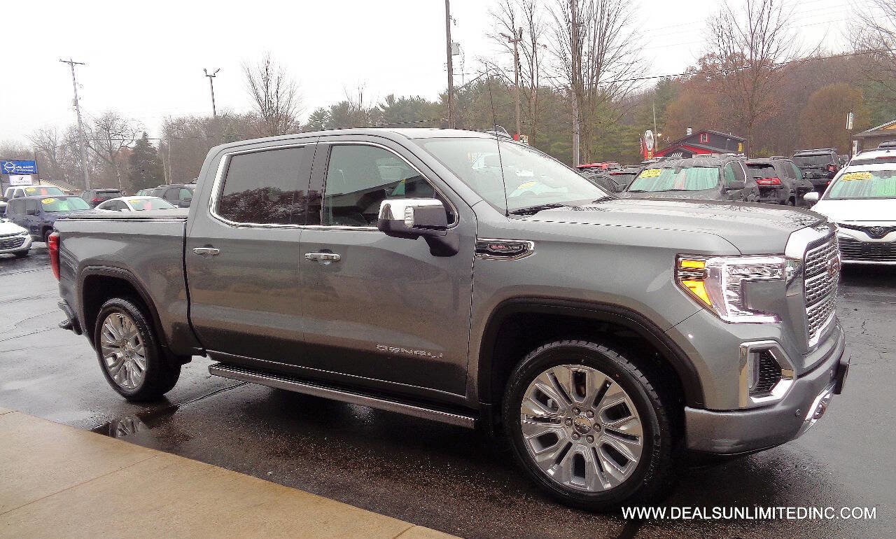 Used 2022 GMC Sierra 1500 Denali w/ Denali Premium Package image 2