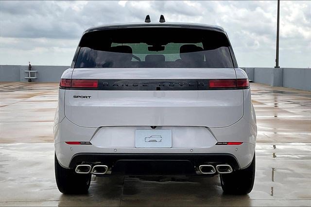 New 2025 Land Rover Range Rover Sport Autobiography image 4