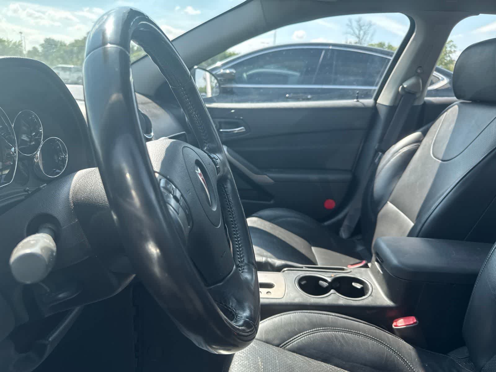 Used 2009 Pontiac G6 Sedan w/ Sun And Sound Package FWD image 33