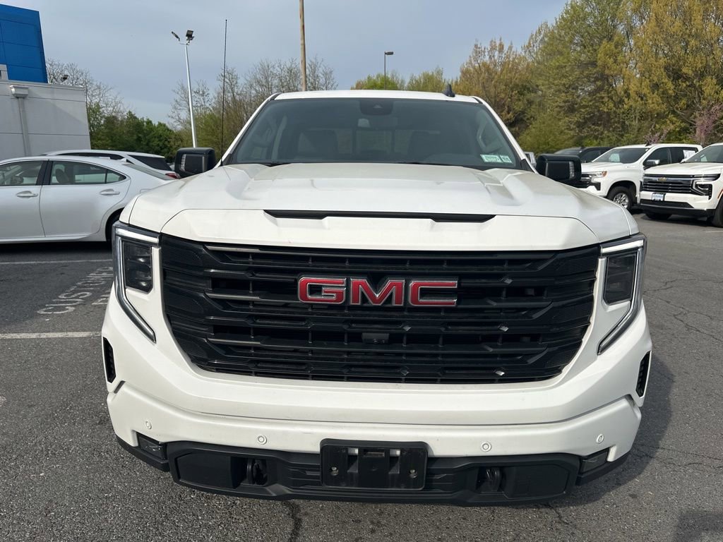 Used 2024 GMC Sierra 1500 Elevation w/ Elevation Premium Package image 2