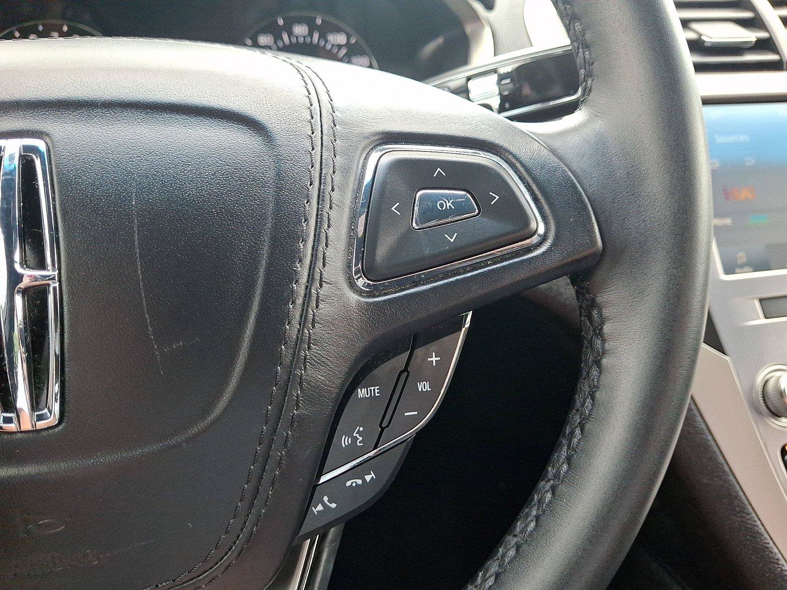 Used 2020 Lincoln MKZ FWD image 20