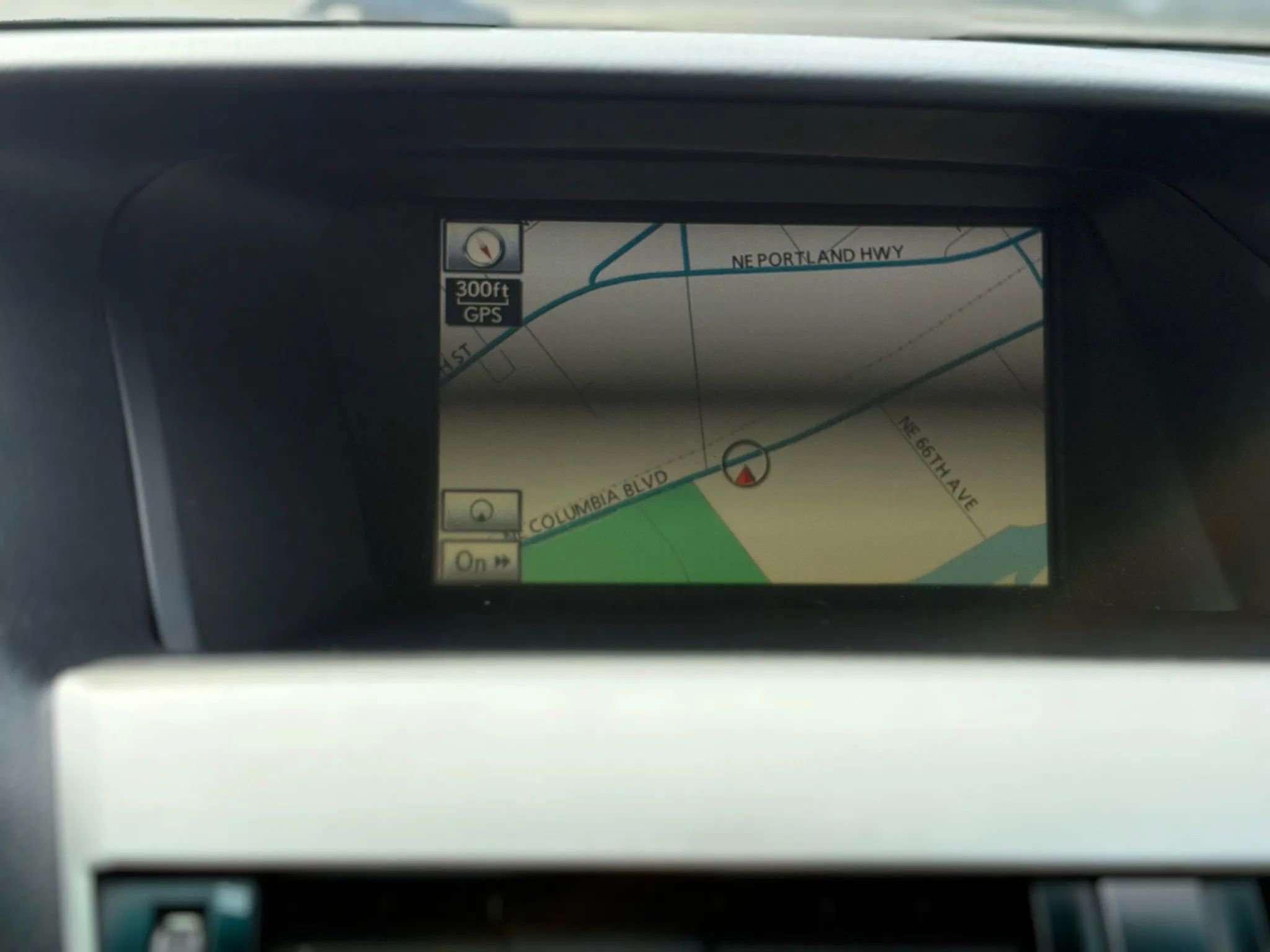 Used 2011 Lexus RX 350 RX 350 Sport Utility 4D w/ Premium Pkg image 13