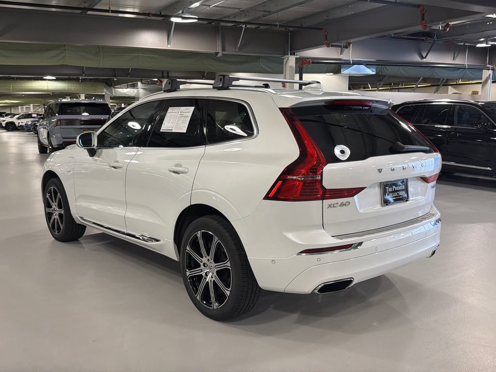 Used 2018 Volvo XC60 T8 Inscription w/ Advanced Package AWD/4WD image 4