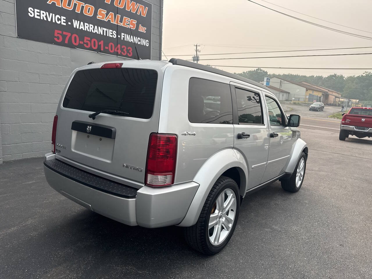 Used 2011 Dodge Nitro Heat w/ Popular Equipment Group AWD/4WD image 8