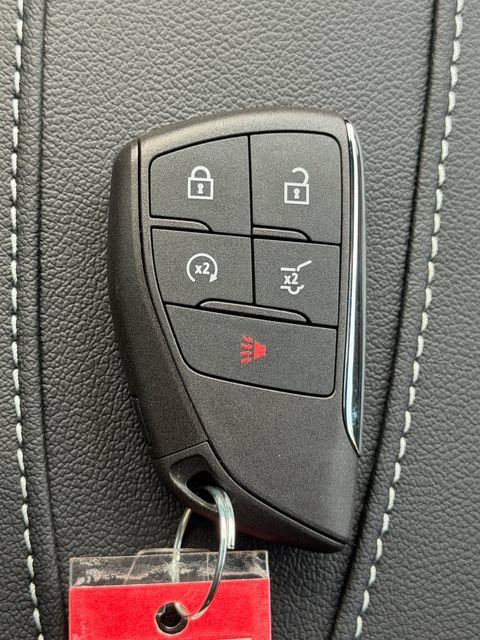 New 2026 Chevrolet Traverse LT w/ Midnight/Sport Edition FWD image 29