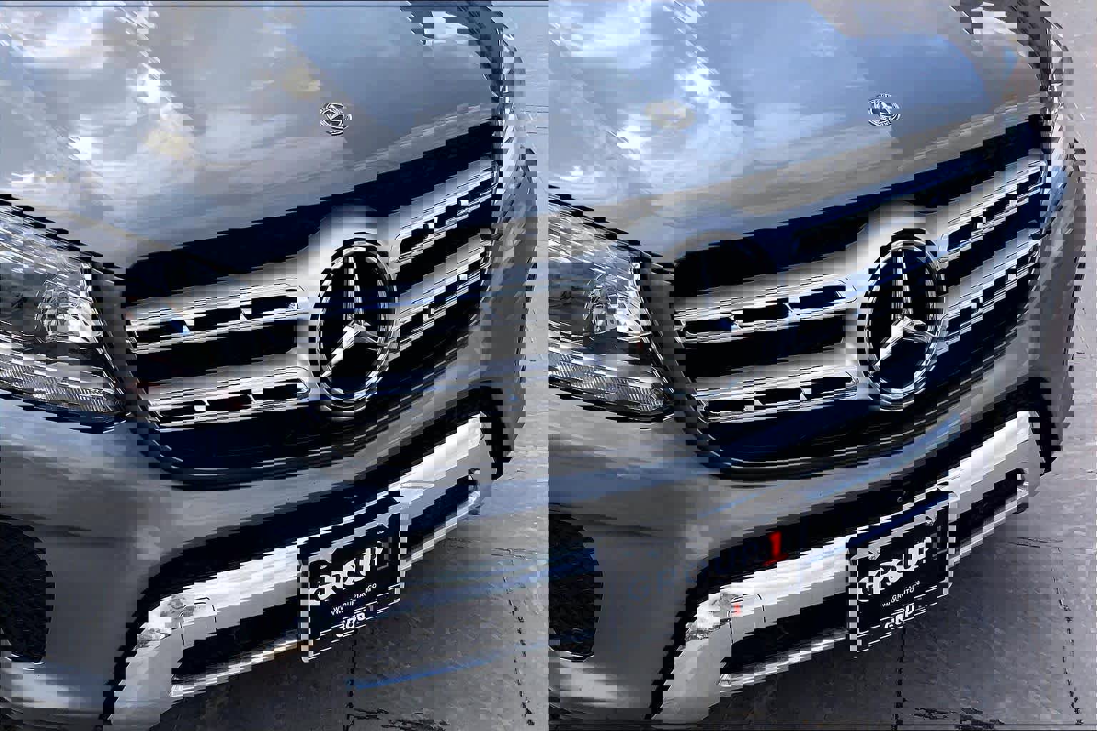 Used 2017 Mercedes-Benz GLS 450 4MATIC image 30