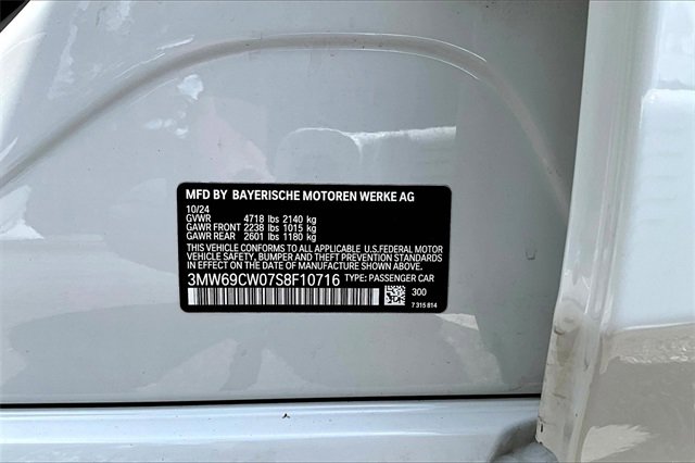 Used 2025 BMW 330i Sedan image 16