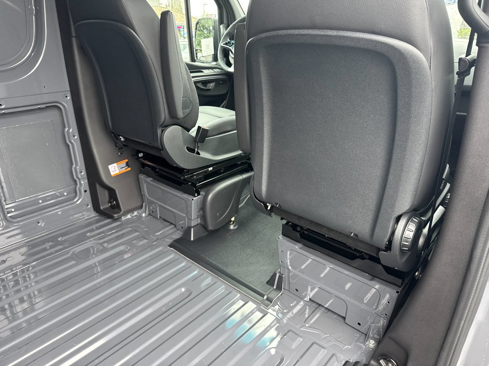 Used 2026 Mercedes-Benz Sprinter 2500 image 12