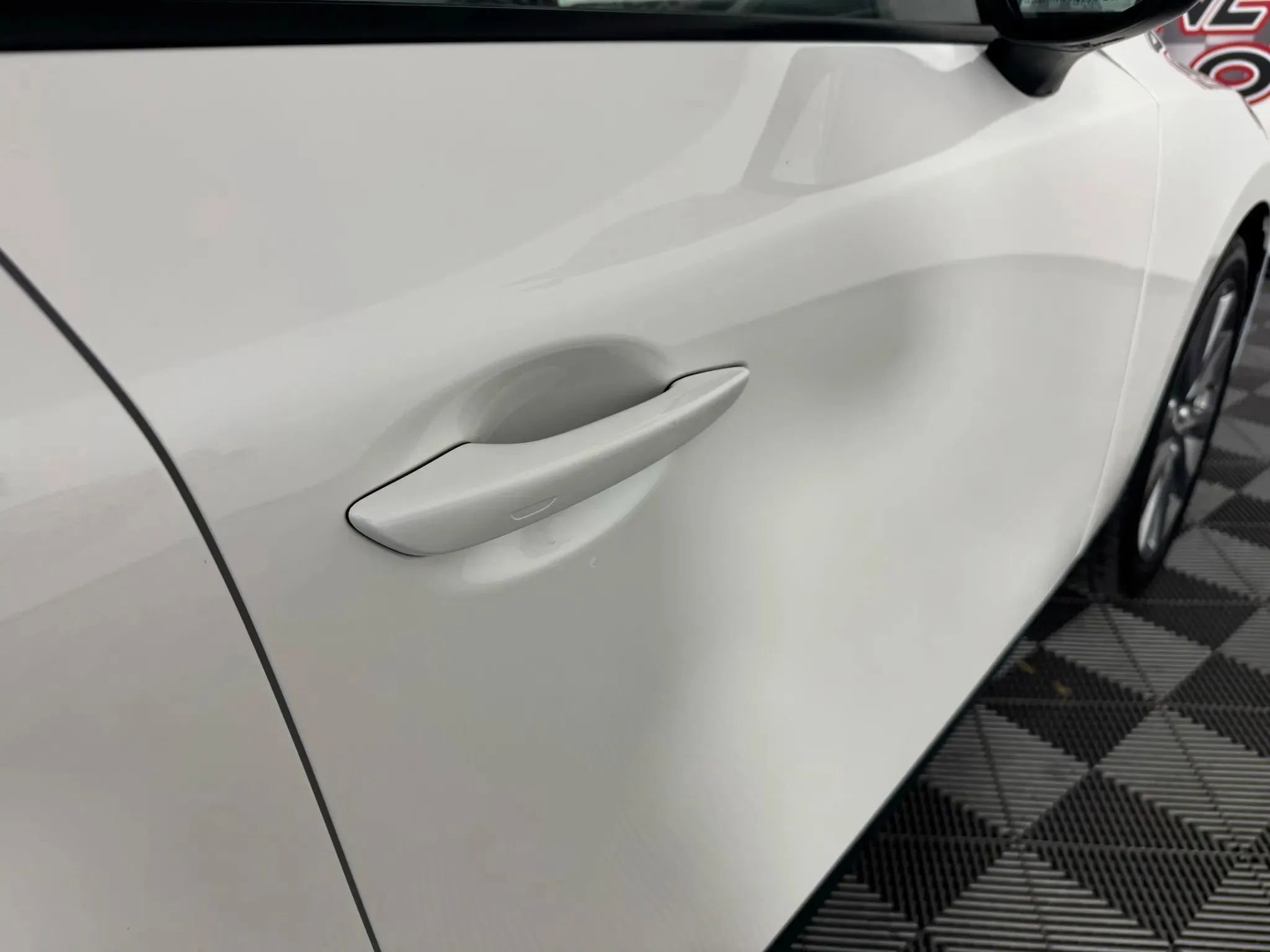 Used 2023 MAZDA MAZDA3 s FWD image 29