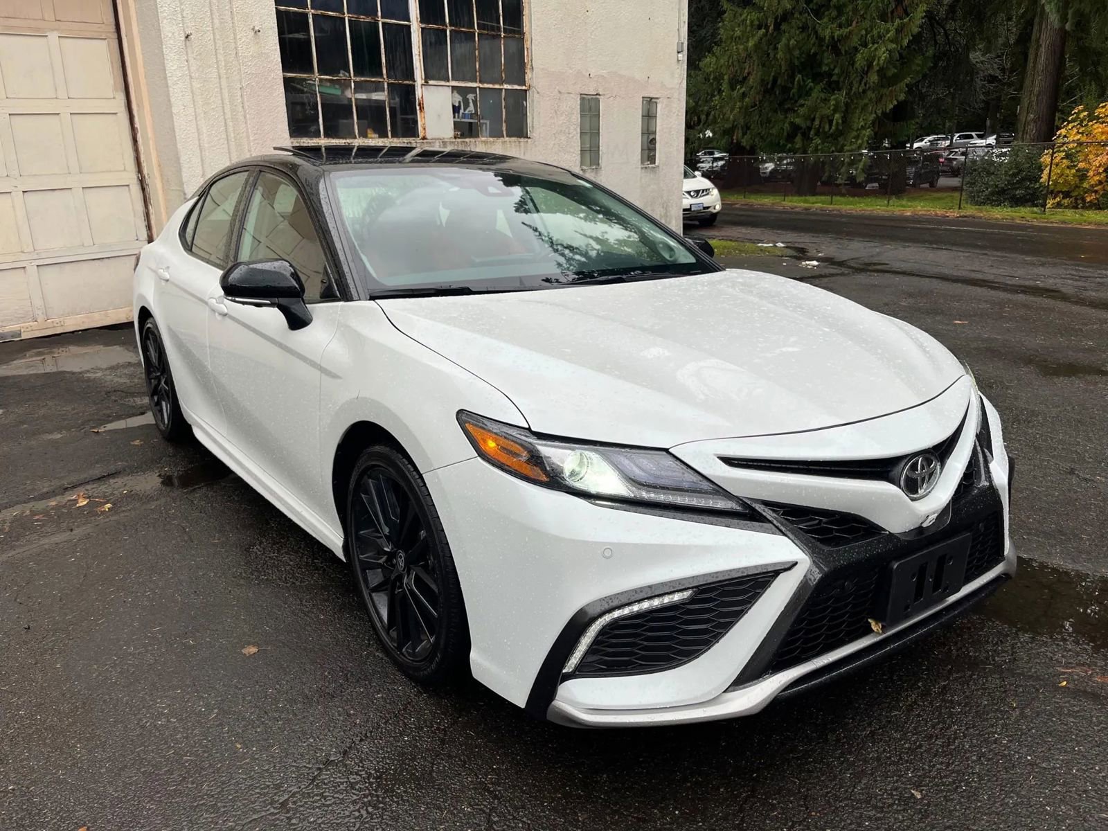 Used 2024 Toyota Camry XSE image 2