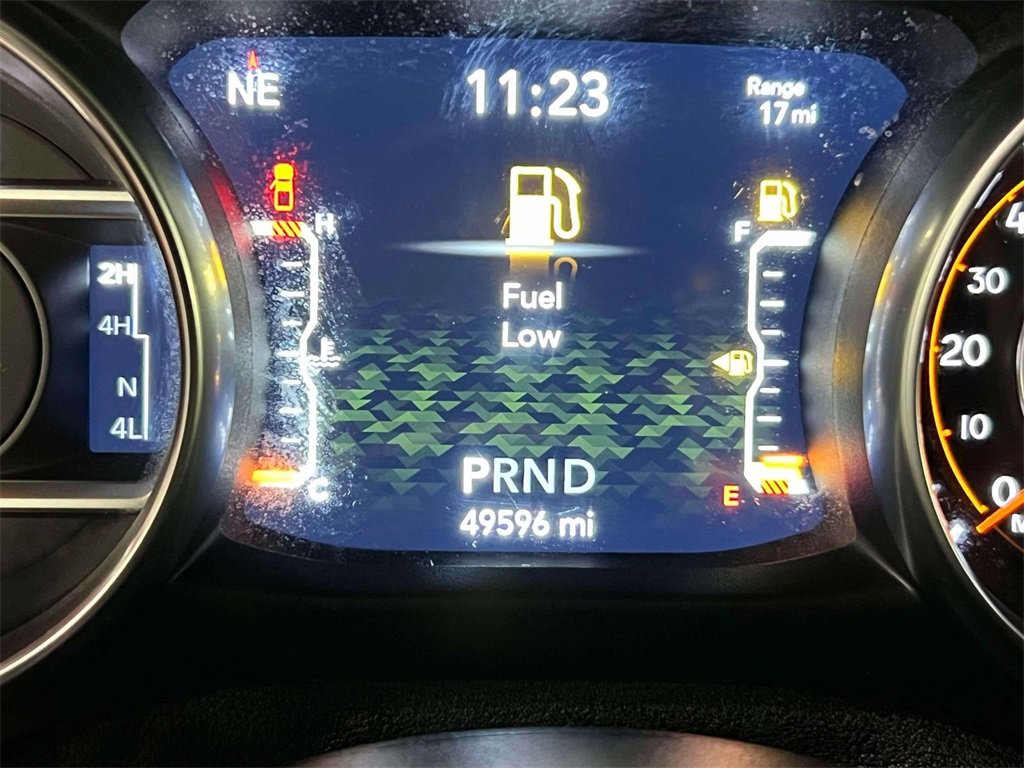 Used 2021 Jeep Gladiator Willys image 25