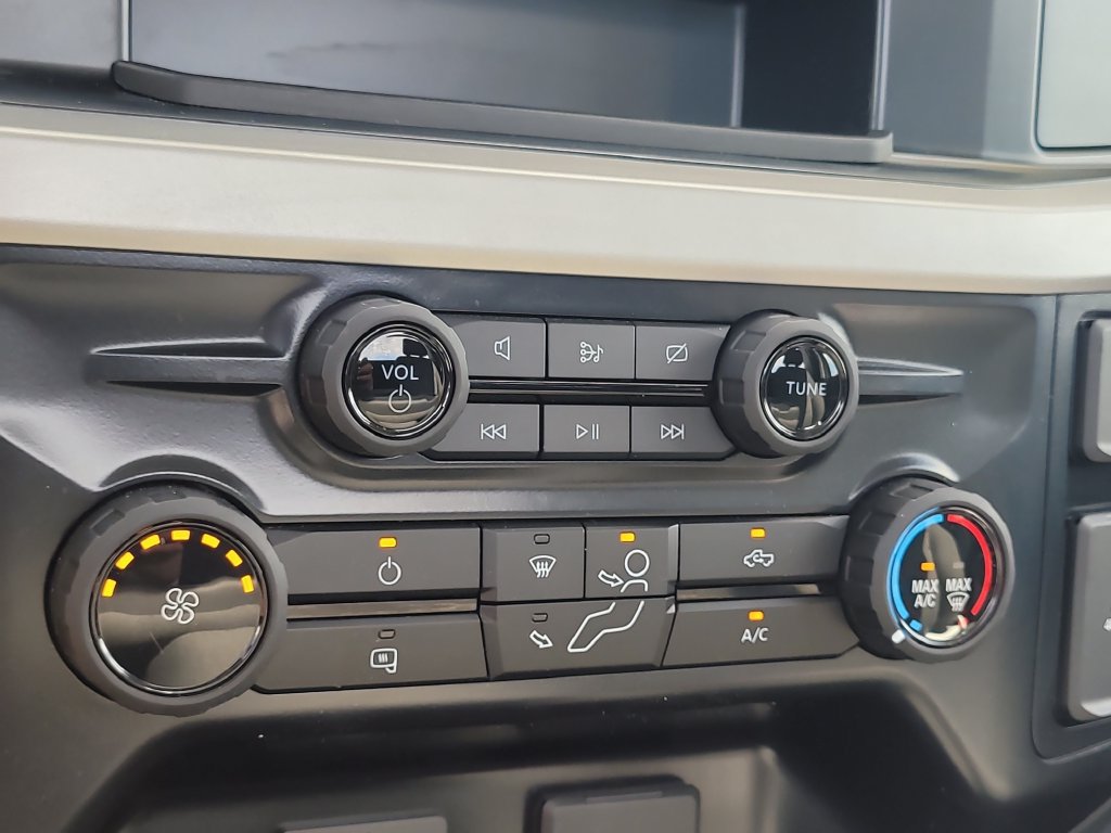 Certified 2024 Ford F350 XL w/ 360-Degree Camera Package RWD image 15