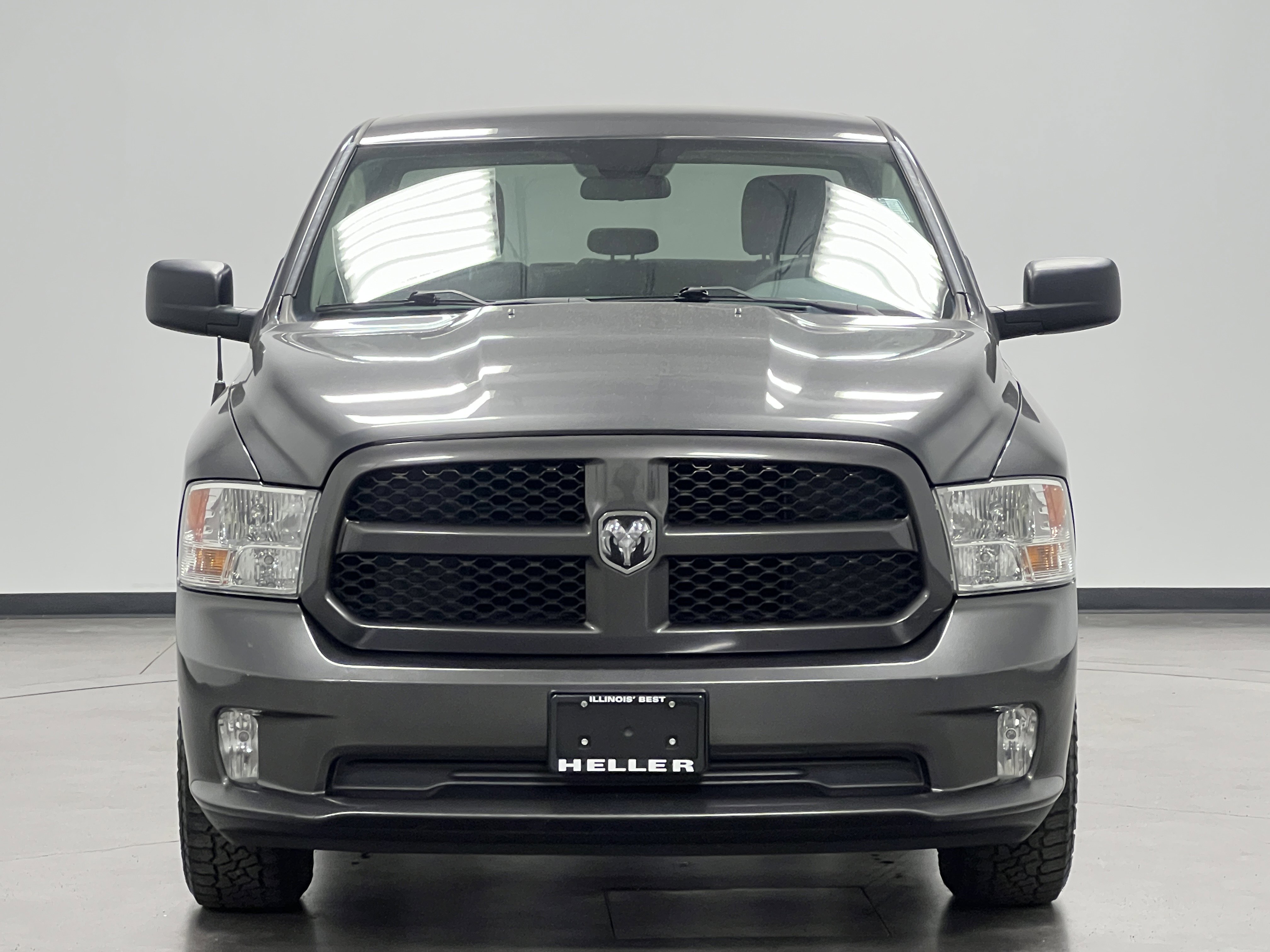 Used 2018 RAM 1500 Express image 3