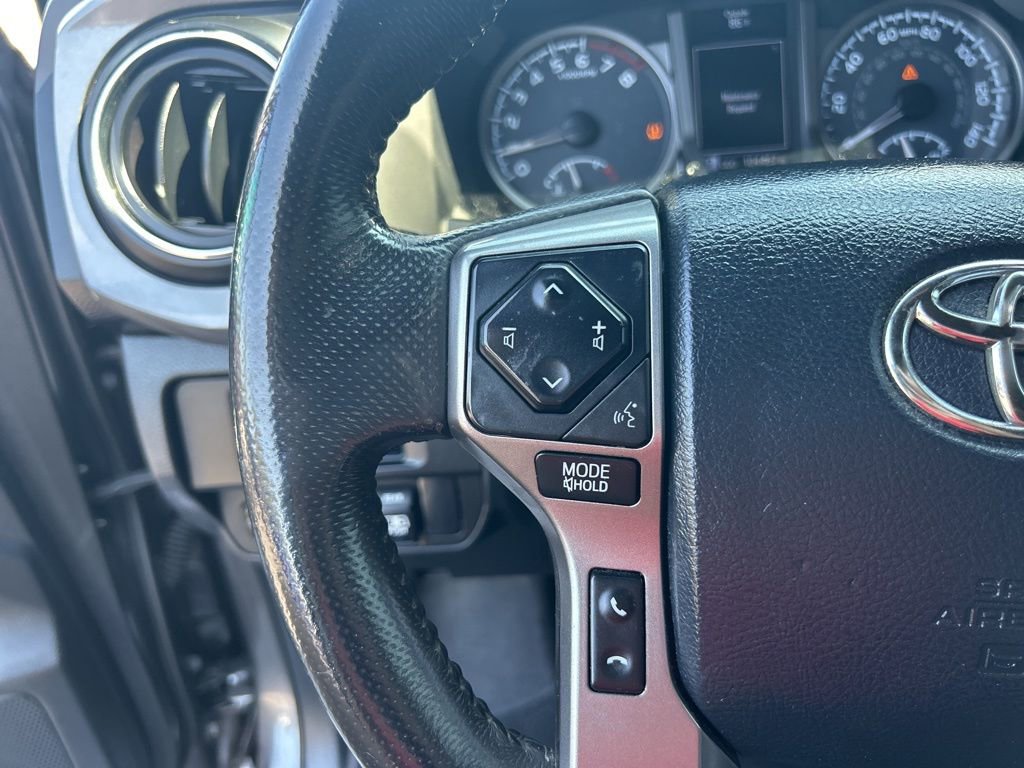 Used 2017 Toyota Tacoma Limited image 16
