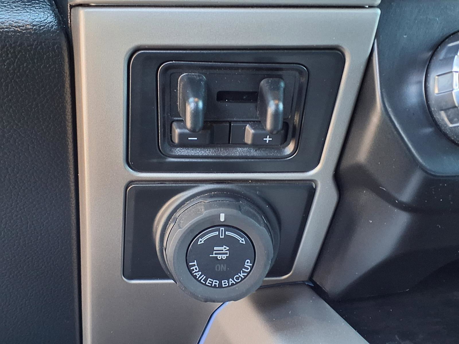 Used 2022 Ford F250 Lariat w/ Lariat Ultimate Package image 21