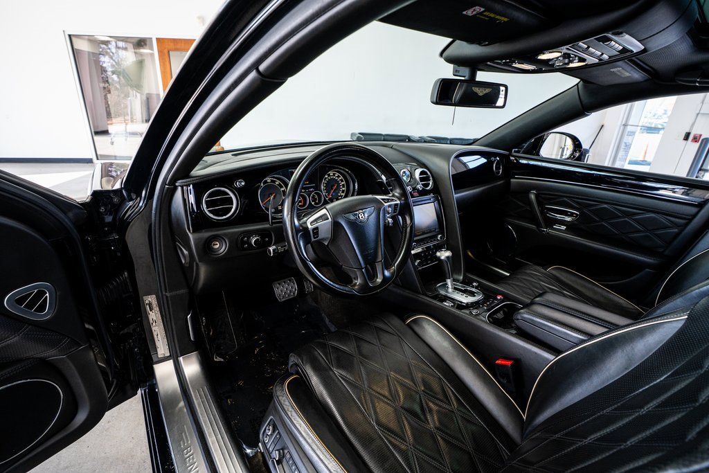 Used 2015 Bentley Flying Spur V8 image 33