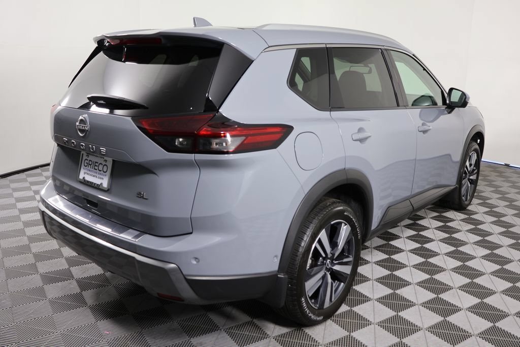 Used 2025 Nissan Rogue SL FWD image 8