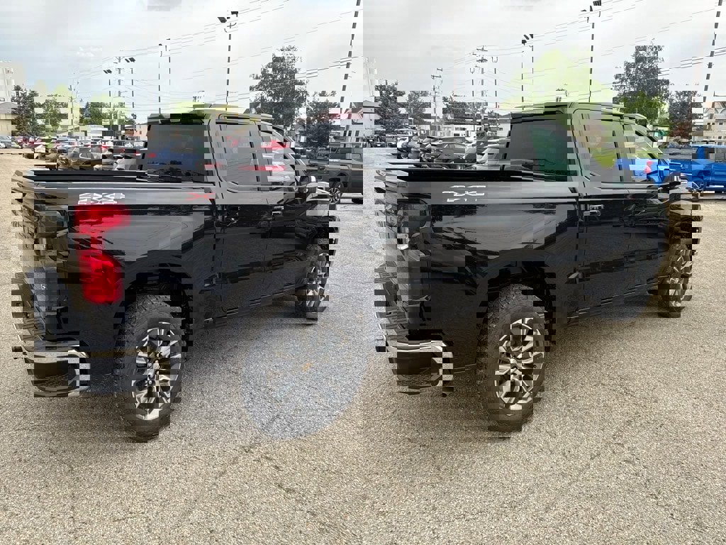 New 2025 Chevrolet Silverado 1500 LT image 3