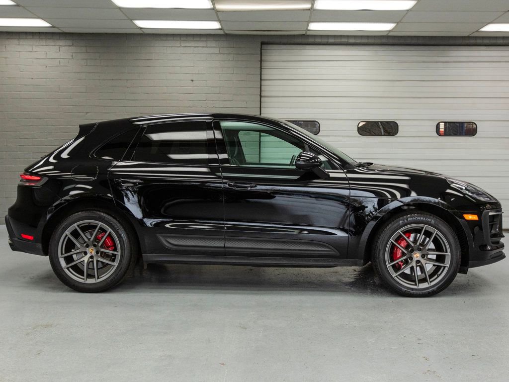Used 2022 Porsche Macan S image 3