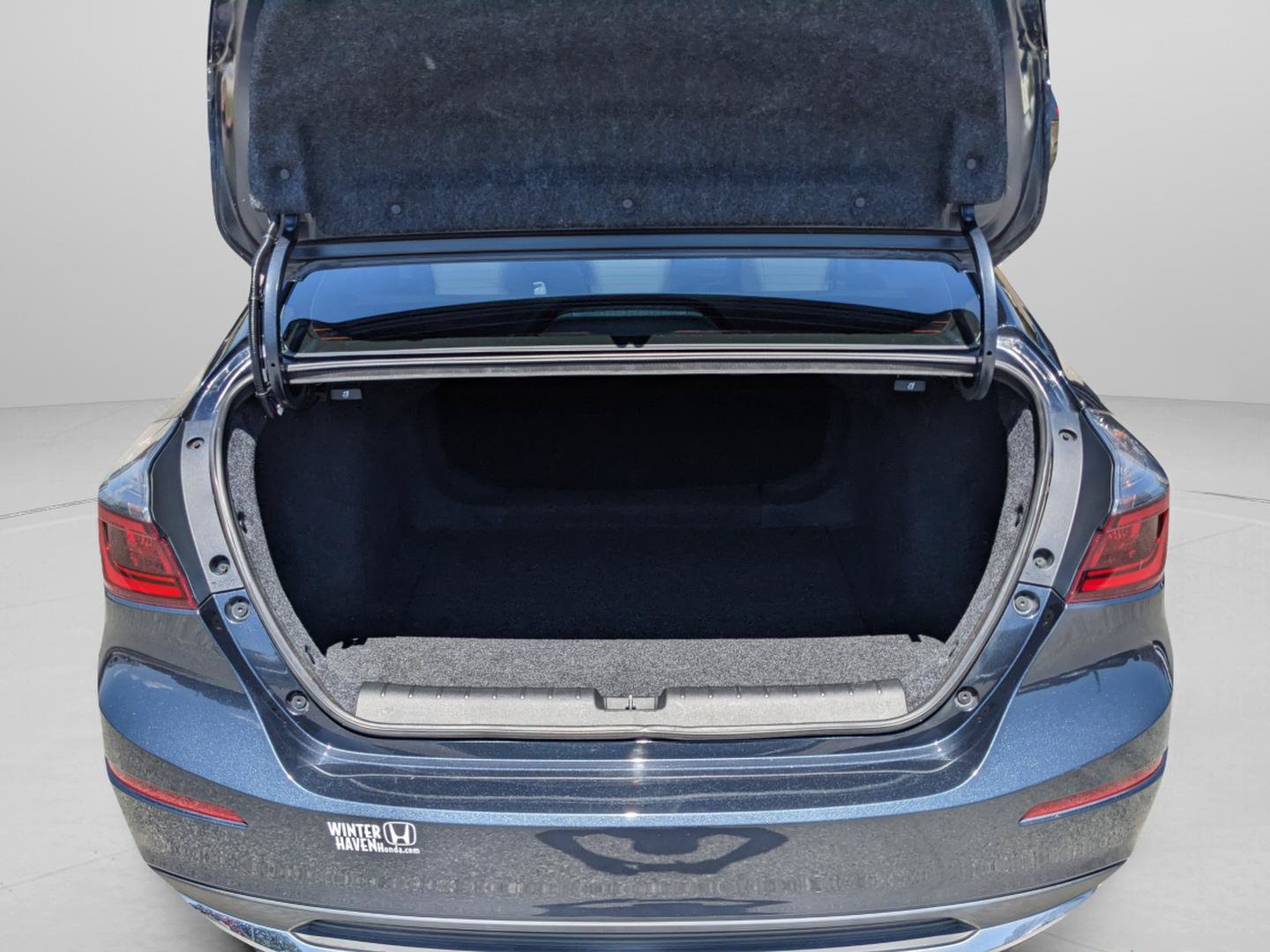 Used 2020 Honda Insight Touring image 11