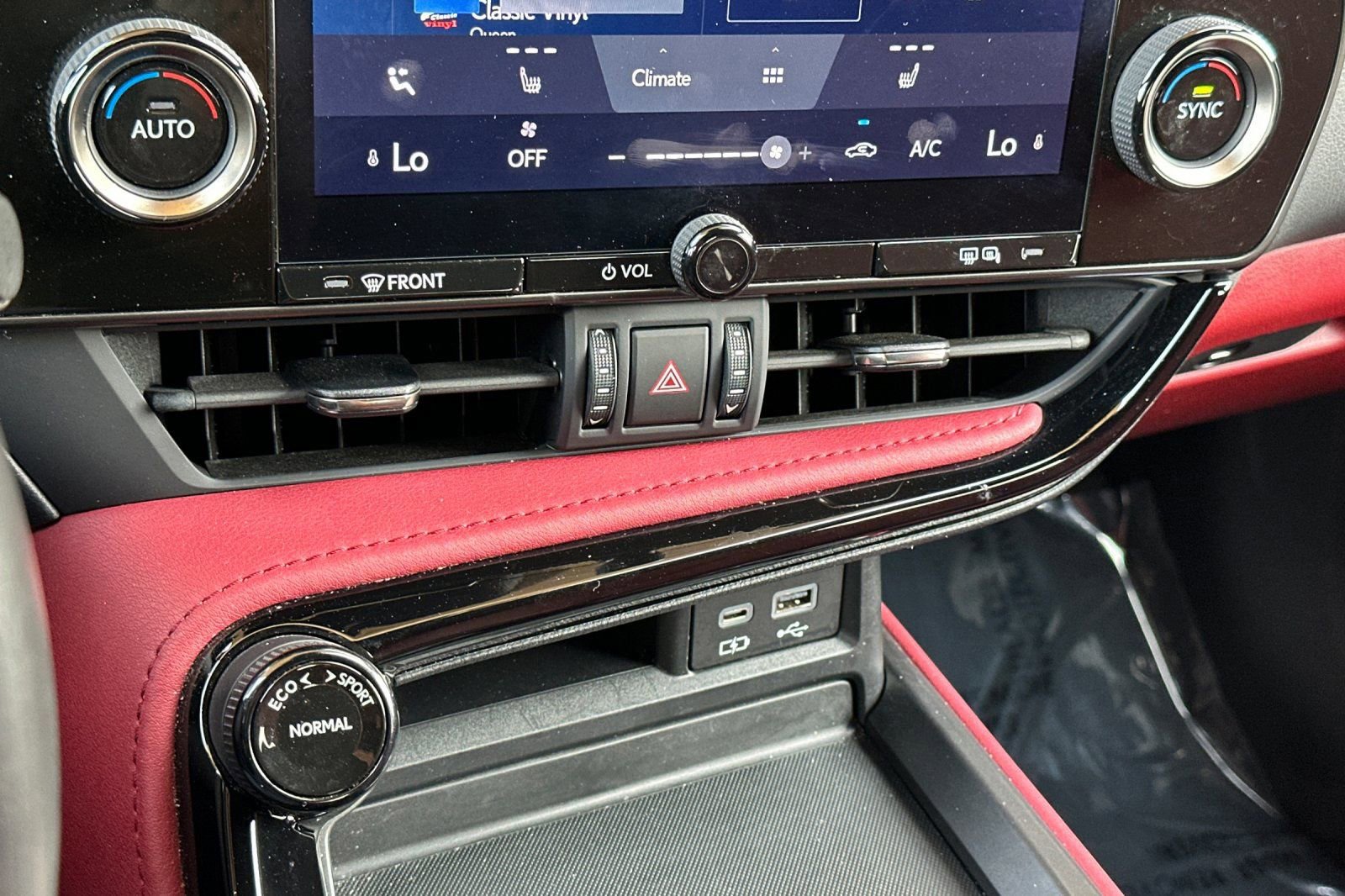 Used 2024 Lexus NX 250 FWD image 21