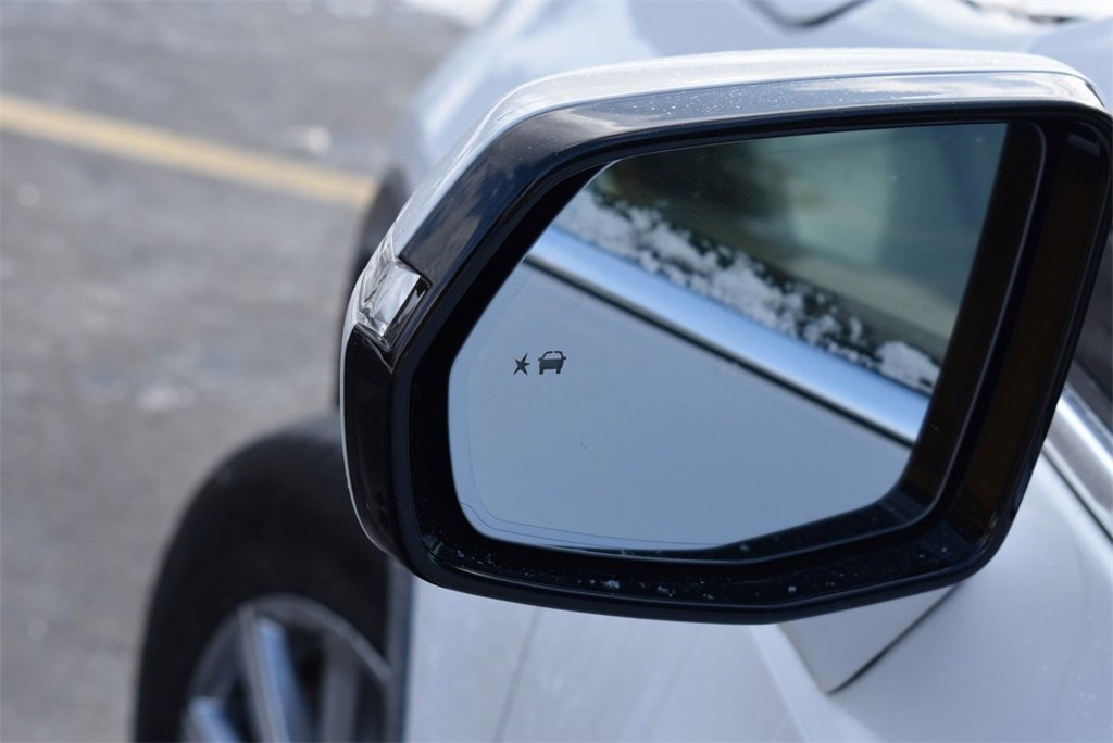 Used 2022 Cadillac XT4 Premium Luxury image 35