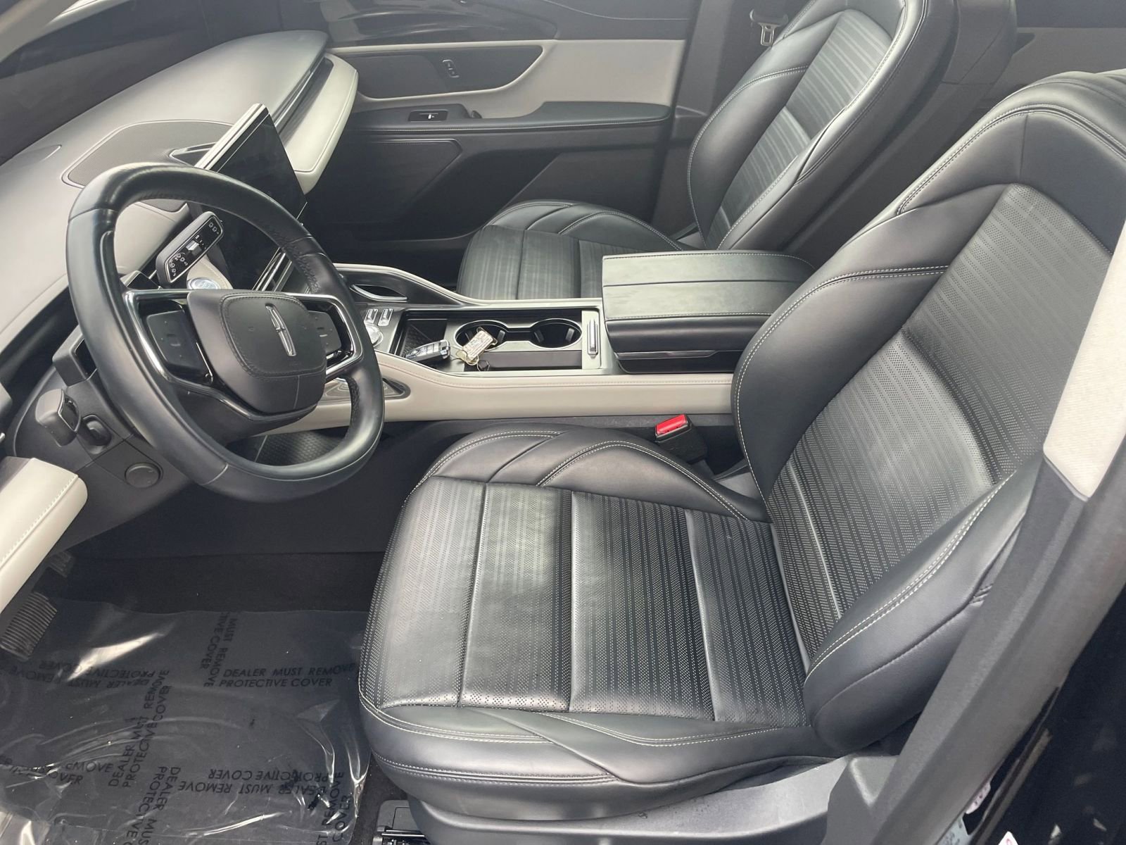 Used 2024 Lincoln Nautilus Reserve image 23