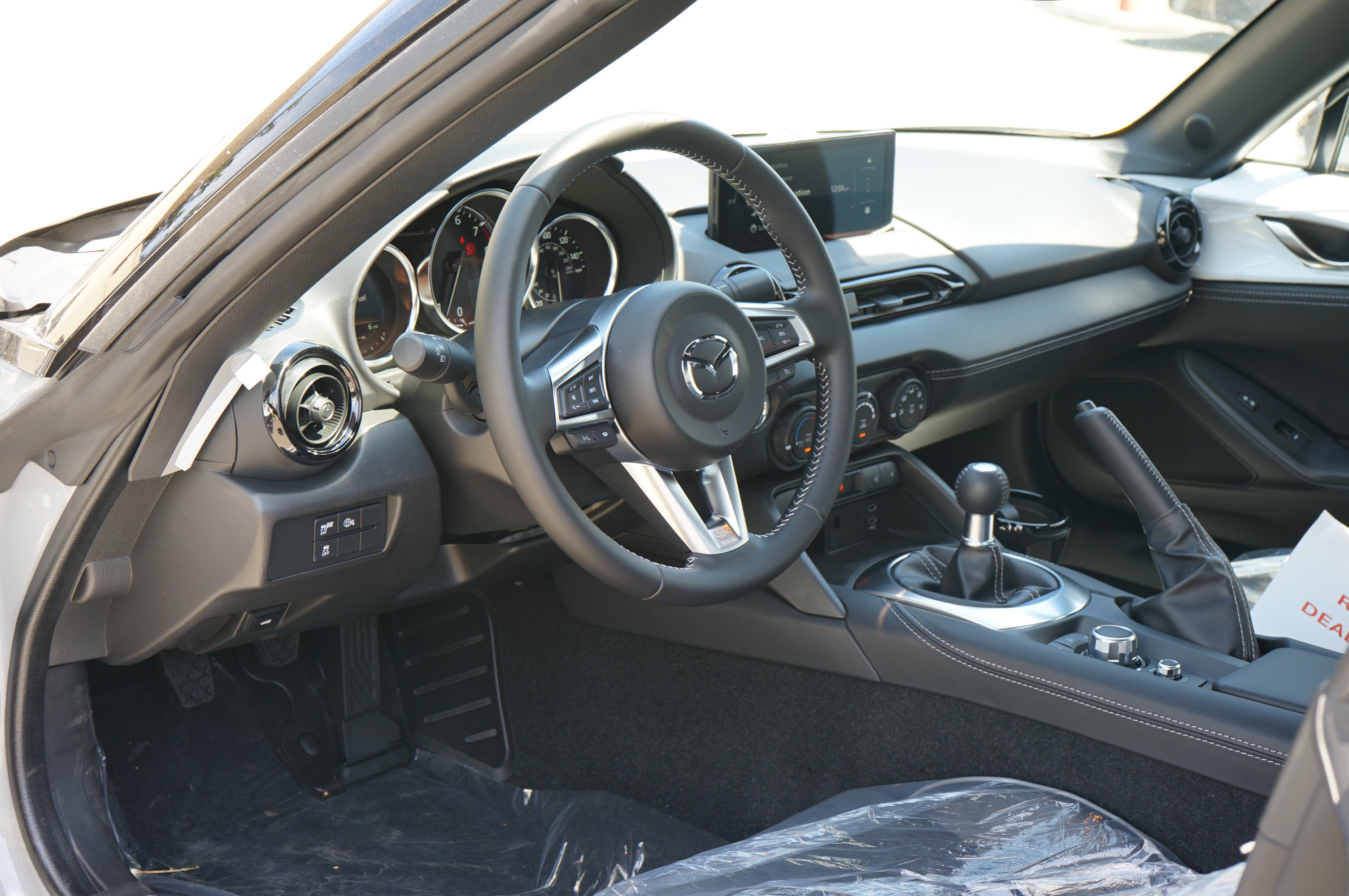 New 2025 MAZDA MX-5 Miata Club w/ Brembo/BBS Recaro Package image 13